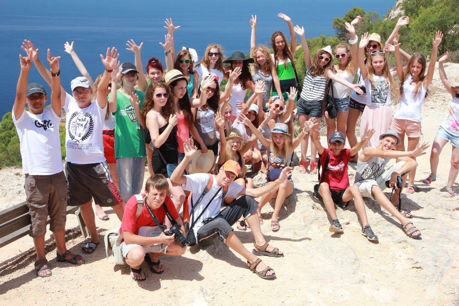 Табори. Лагерь Junior Camp, Испания. Junior Camp лагерь Англия. Море Кемп лагерь. Лагерь летний для подростков на море в России 2022.