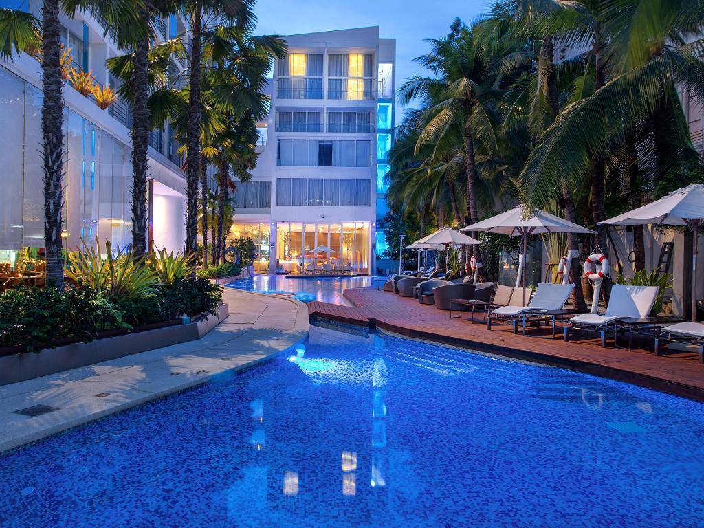 Hotel baraquda pattaya. Hotel Baraquda Pattaya - MGALLERY. Лучшие отели Паттайи. Лучшие в мире отели Паттайя. B2 Паттайя отель.