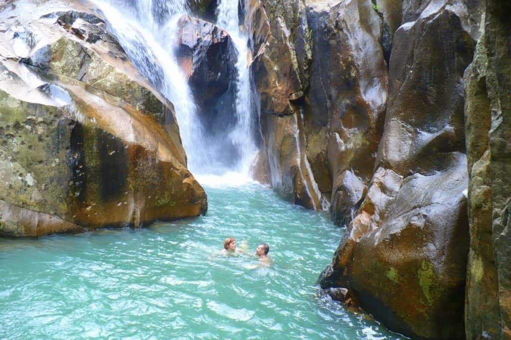 Водопады хабю (ачандарские водопады)