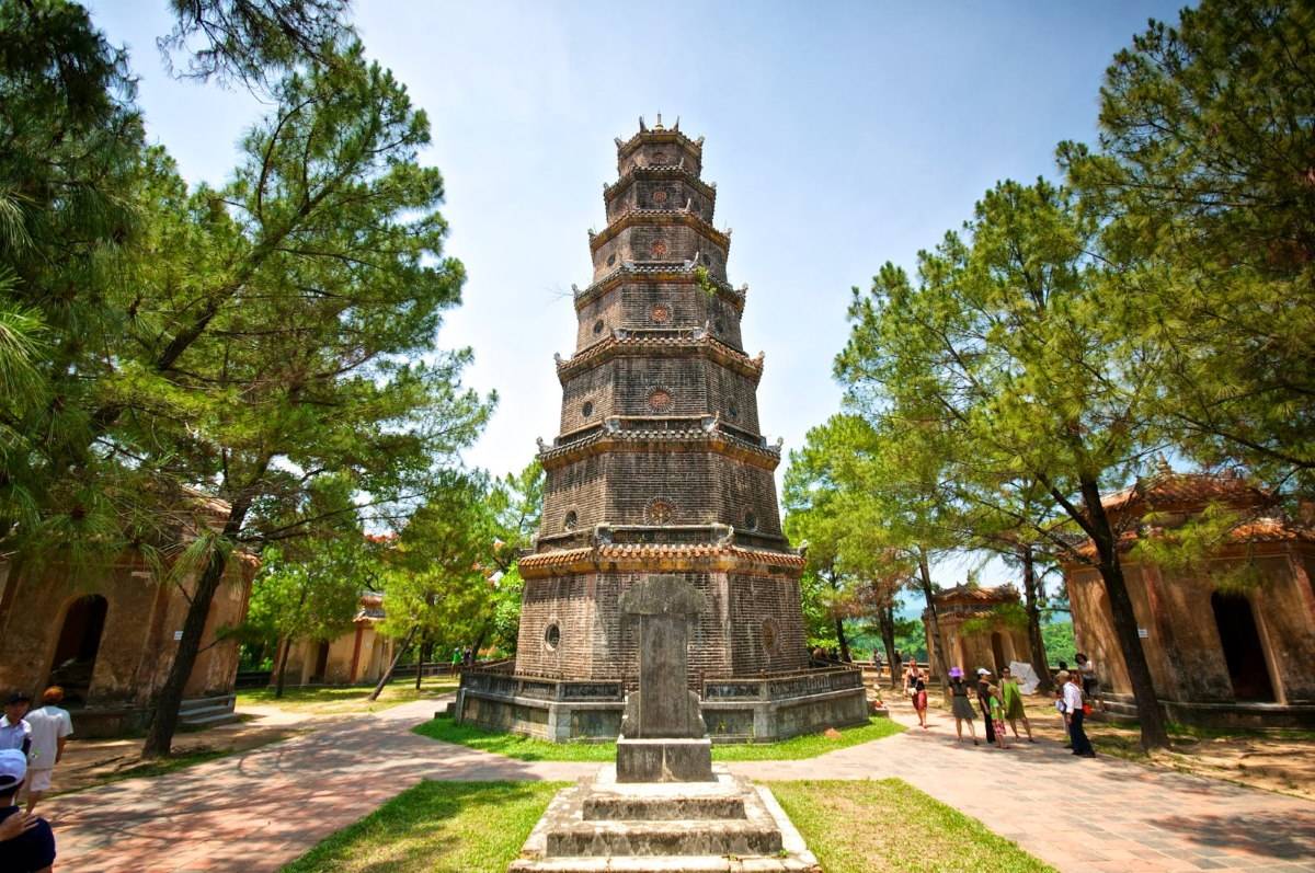 Пагода Тхиен Му (Thien Mu Pagoda)