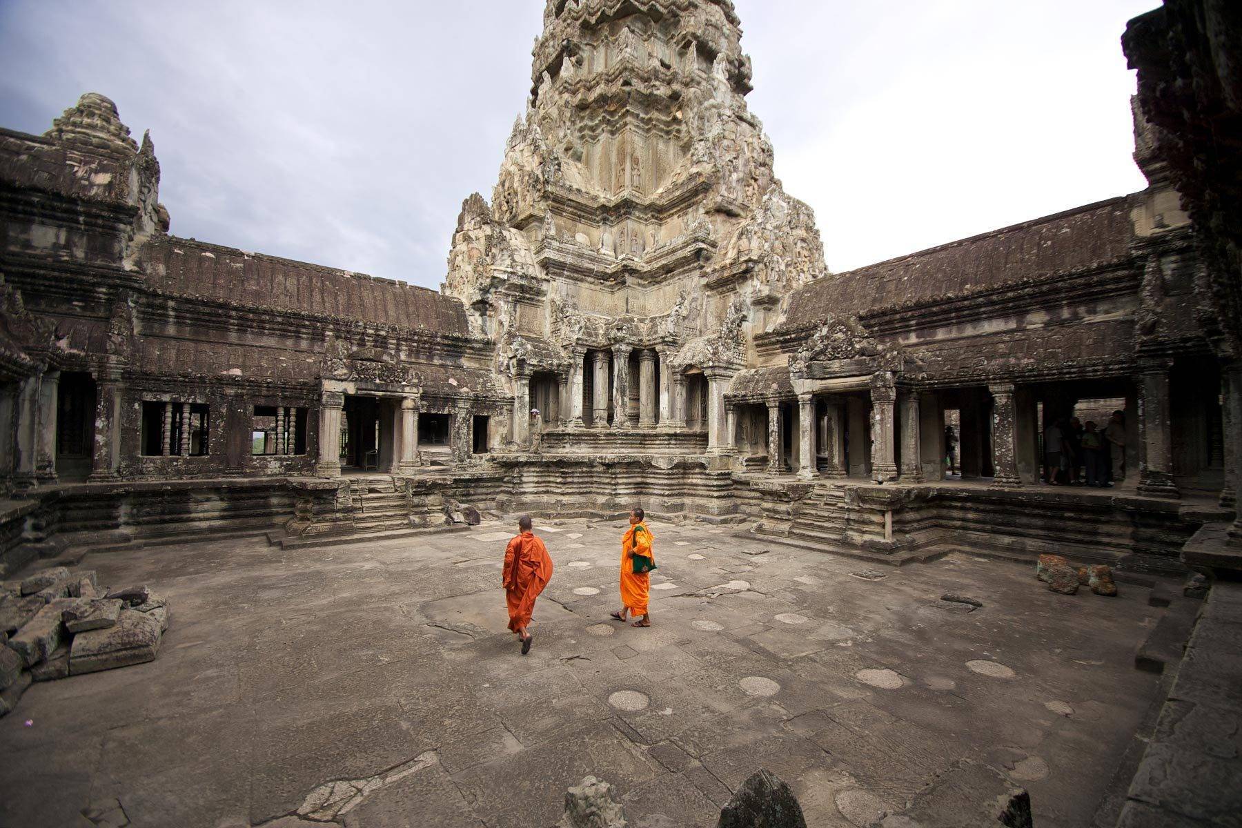 Храм в камбодже ангкор ват фото