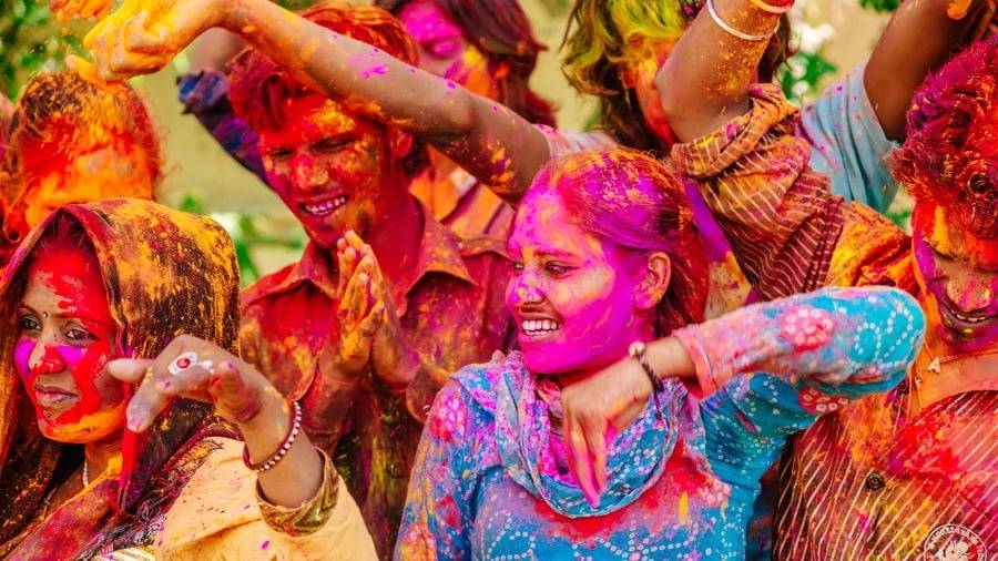 Фестиваль красок холи: история и обычаи праздника в индии