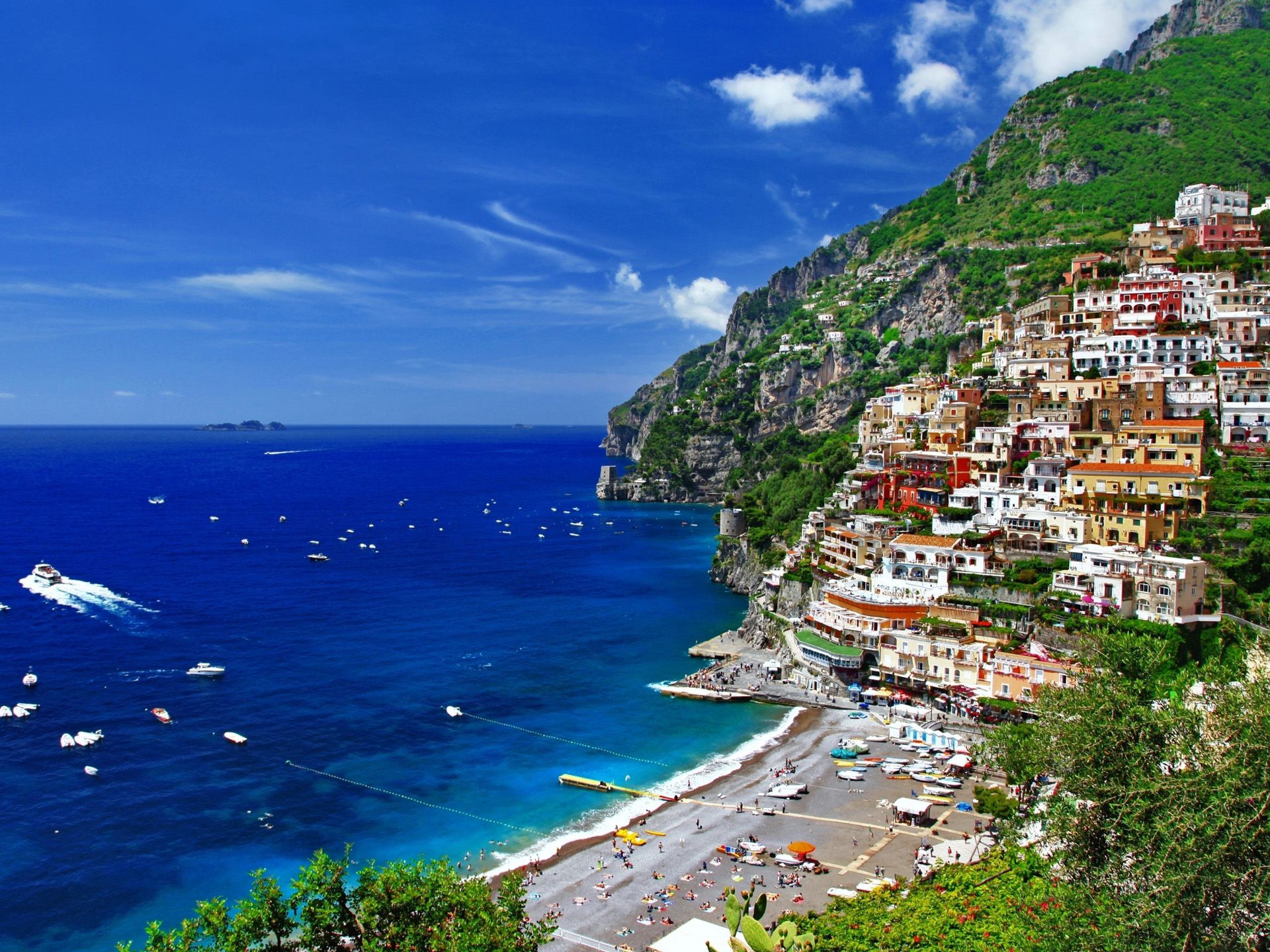 Стоит ли ехать в неаполь на автомобиле в 2022 - italytraveller.ru