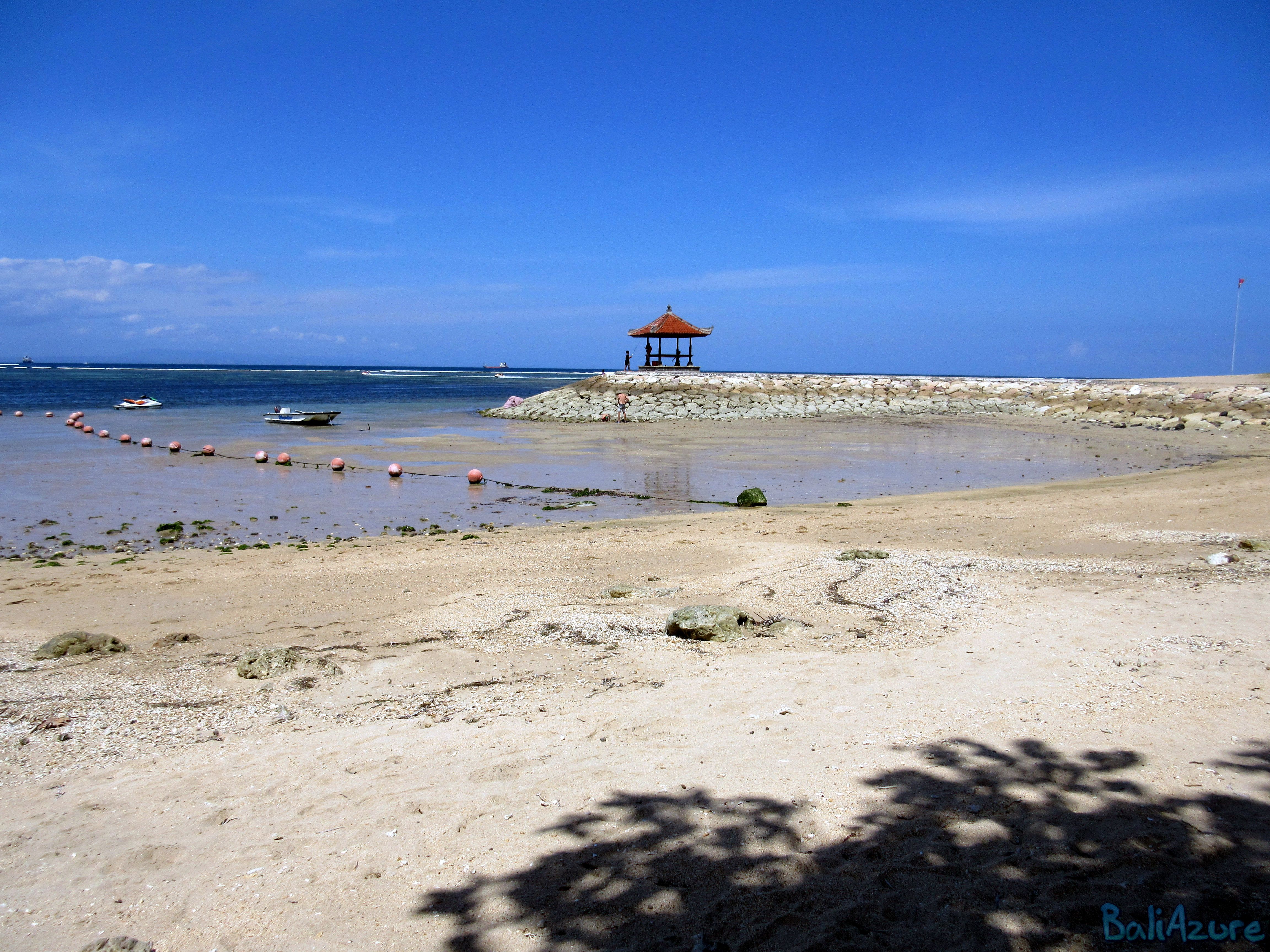 Танджунг Беноа — длинный пляж на Бали