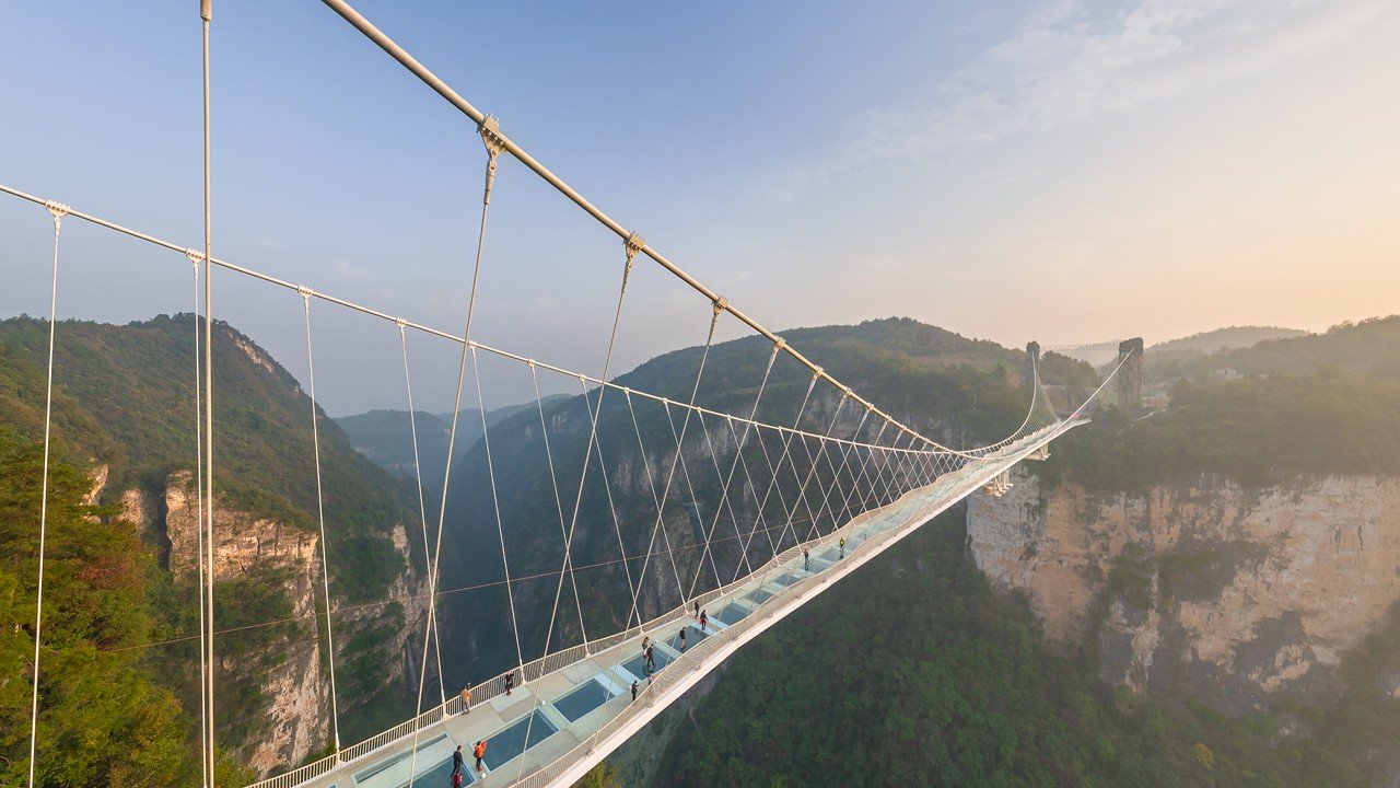 Стеклянный мост в китае – мировая достопримечательность