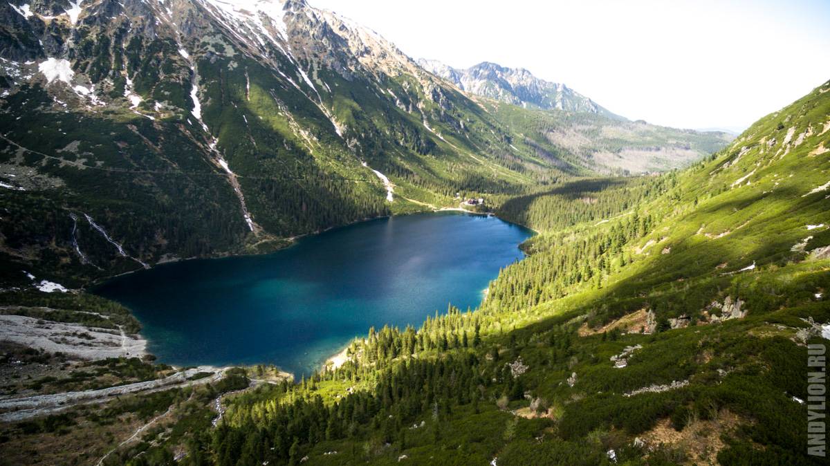 Ледниковое озеро морейн, канада в национальном парке банф