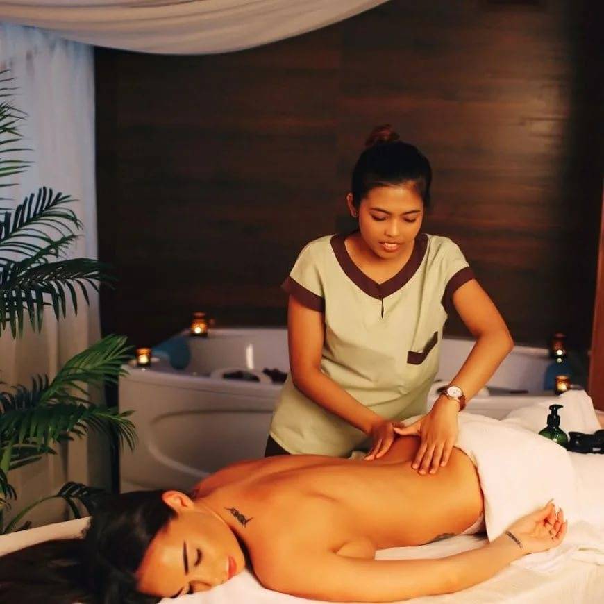 Массажный салон massage me, хуа хин (таиланд): история, фото, как добраться, адрес
на карте и время работы в 2021 - 2022