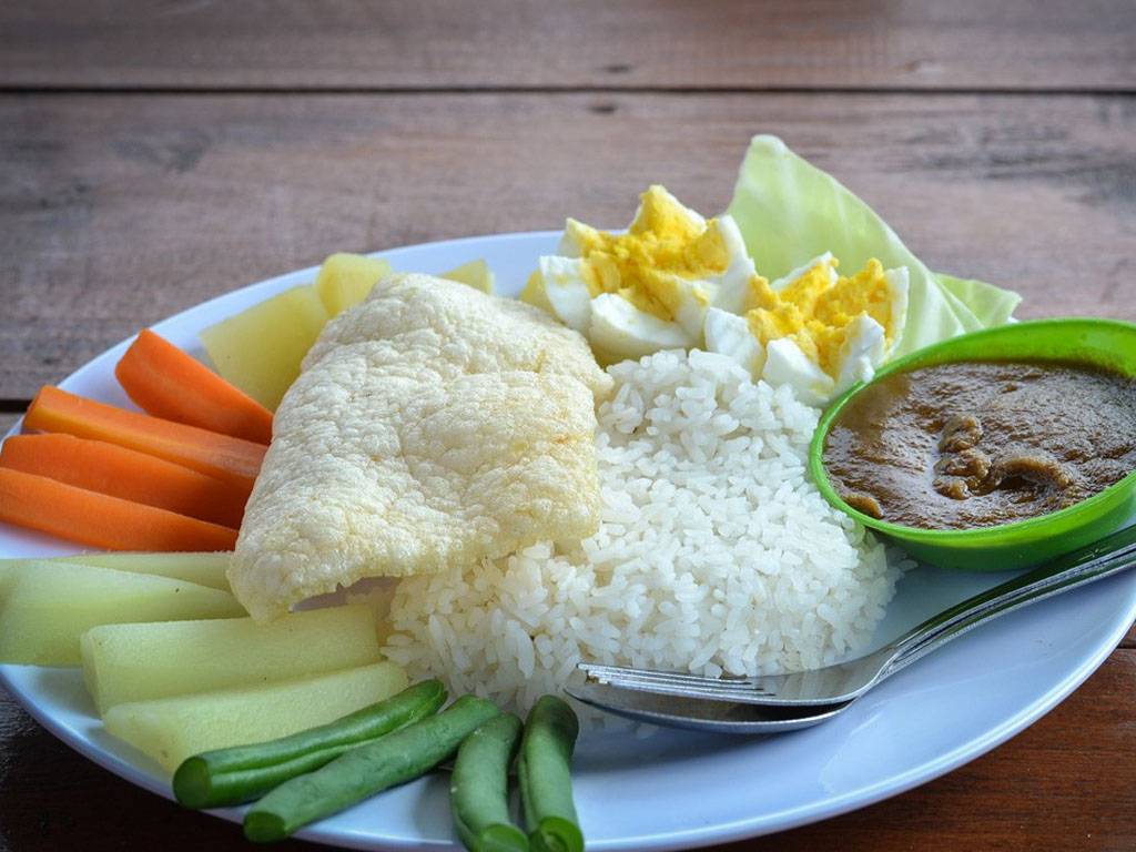 Самые популярные блюда на бали, что можно есть из индонезийской кухни