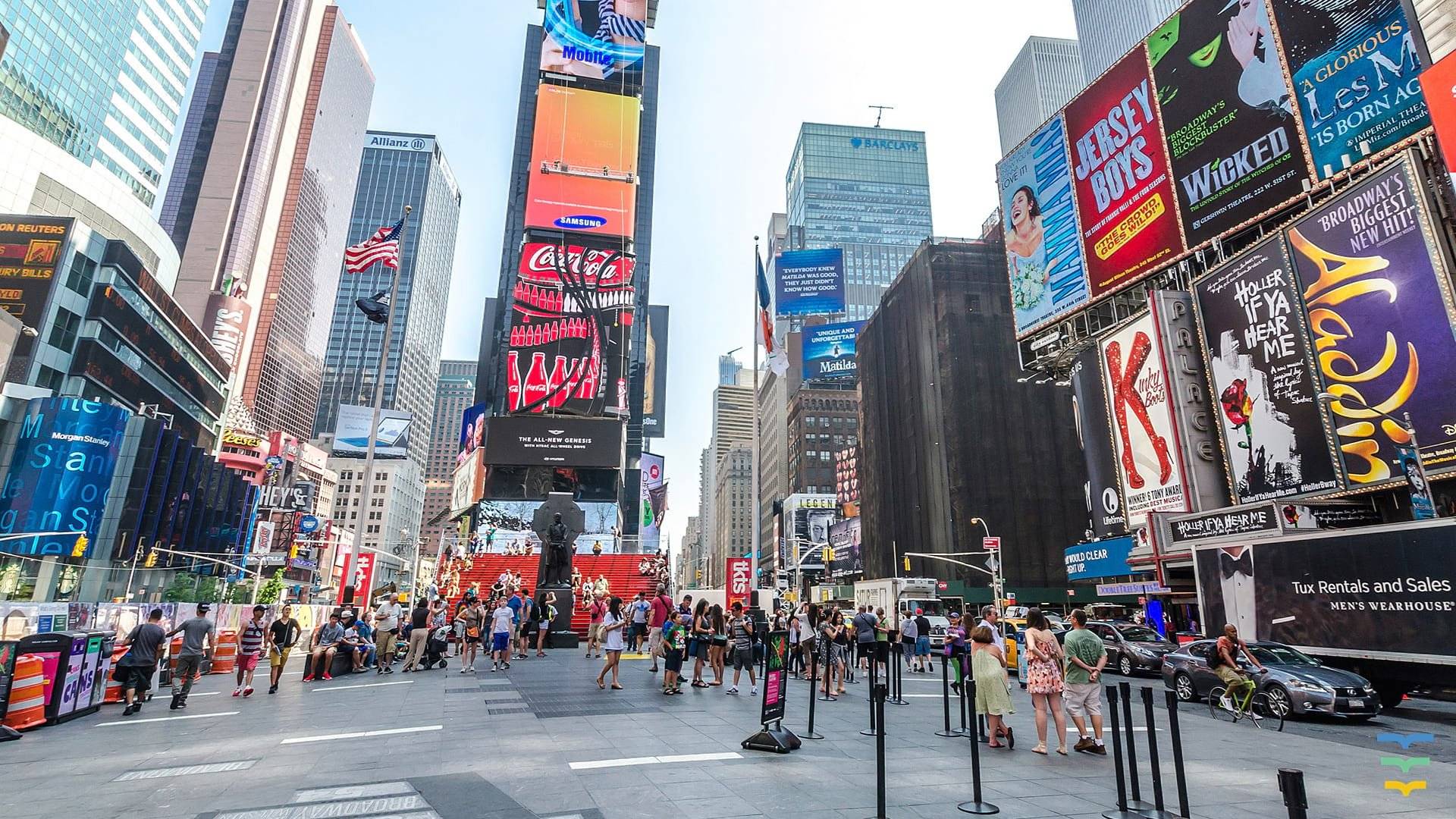 New york is one of the largest cities in the world with a population фото 46
