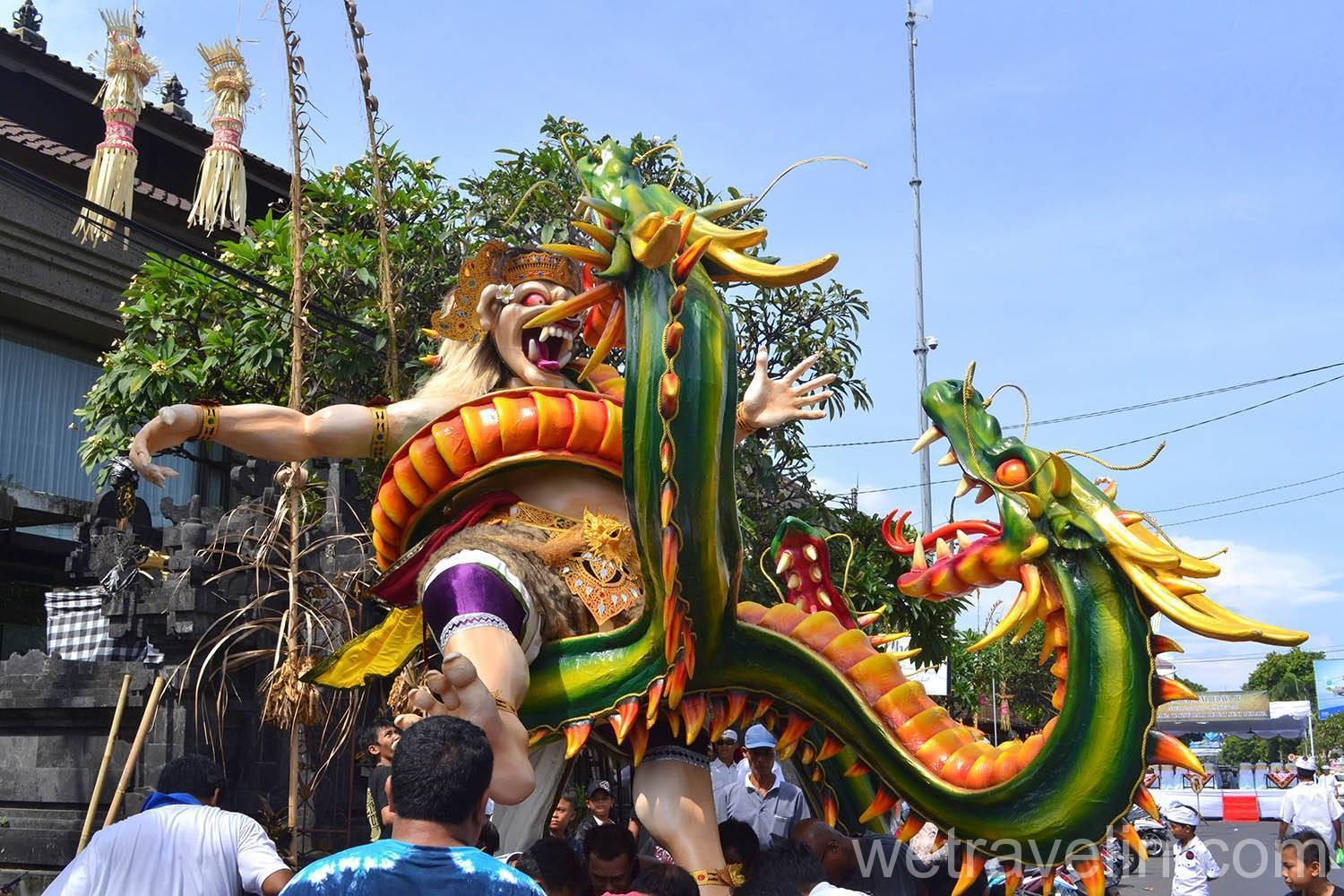 Парад на бали. Ньепи на Бали. Парад ОГО ОГО на Бали. День тишины (Nyepi Day) - Бали. Ньепи праздник.