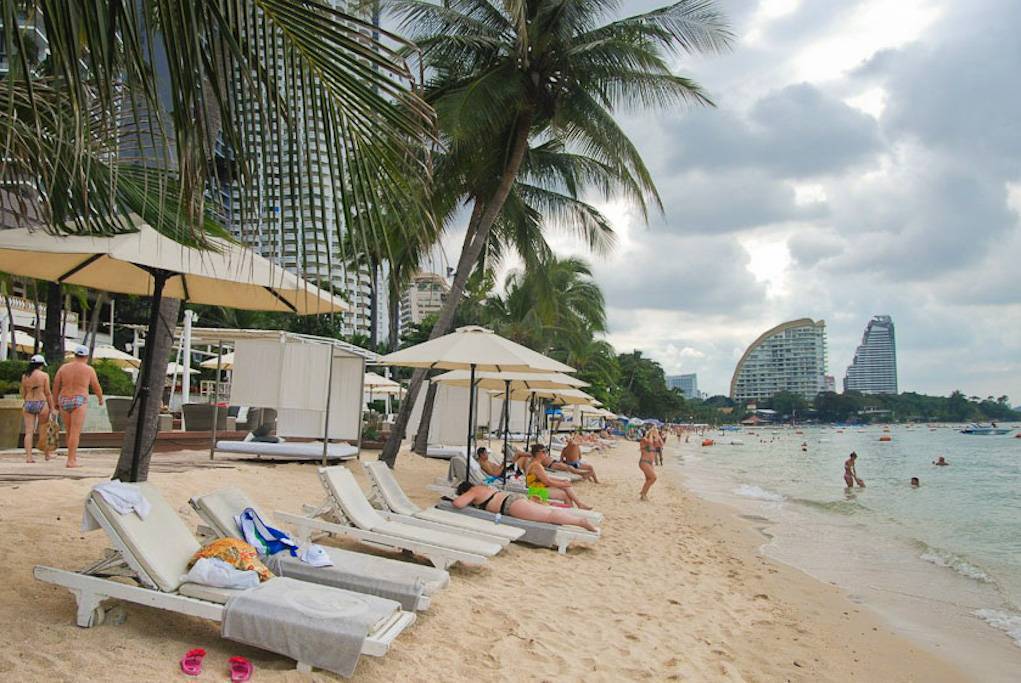Лучшие отели паттайи с собственным пляжем (3,4,5 звезд). фото и видео.