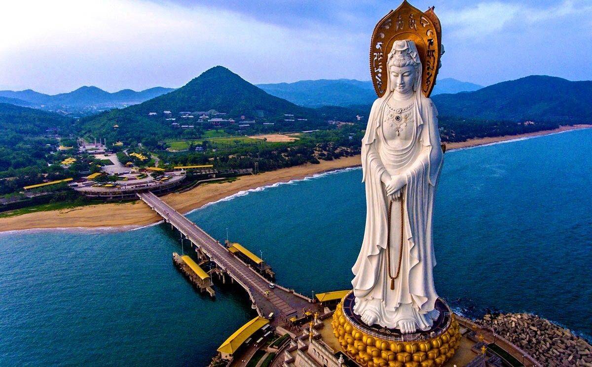 Хайнань статуя Богини Гуаньинь