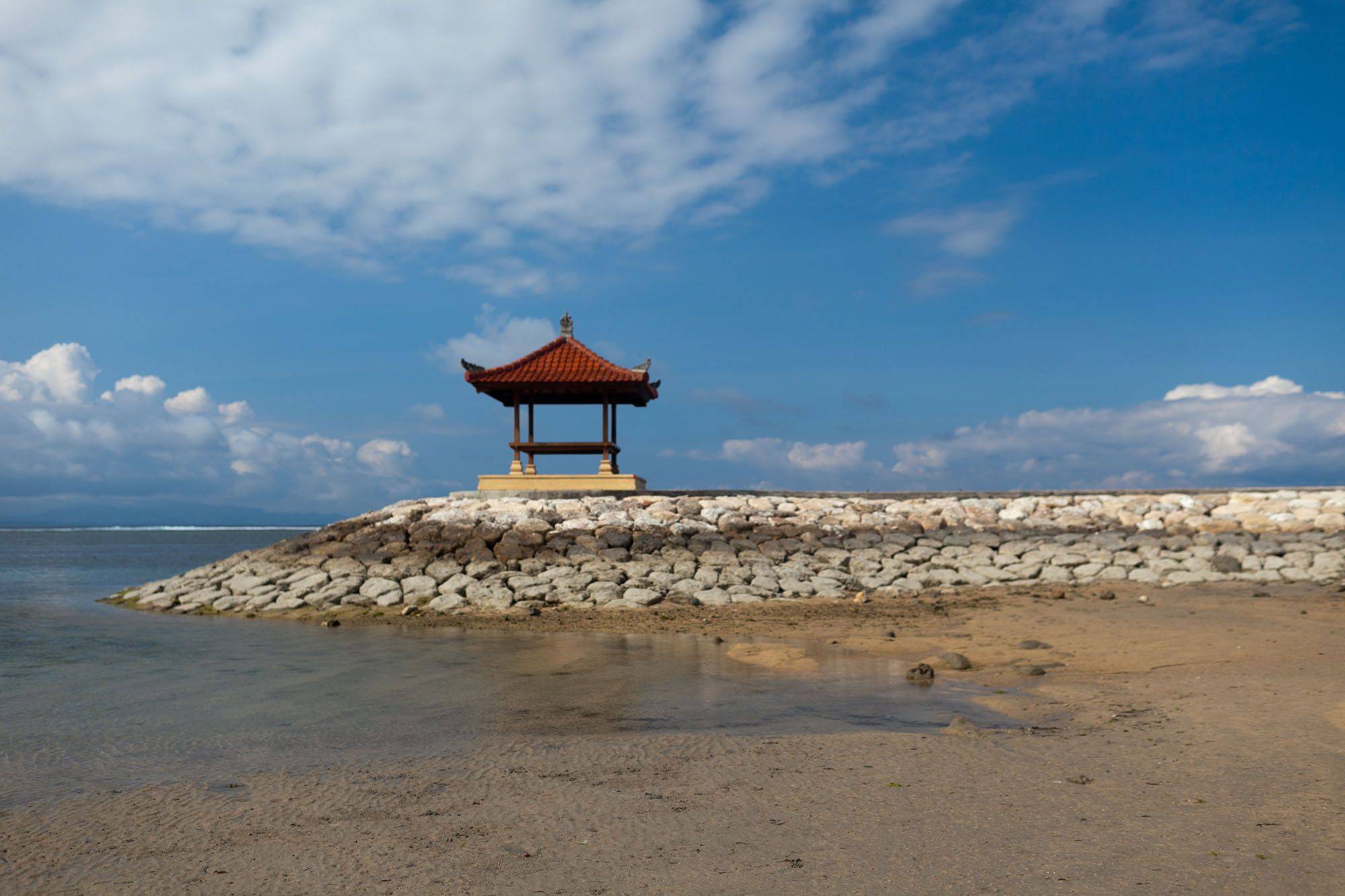 Курорт санур со своими пляжами, отелями, экскурсиями фото, отзывы