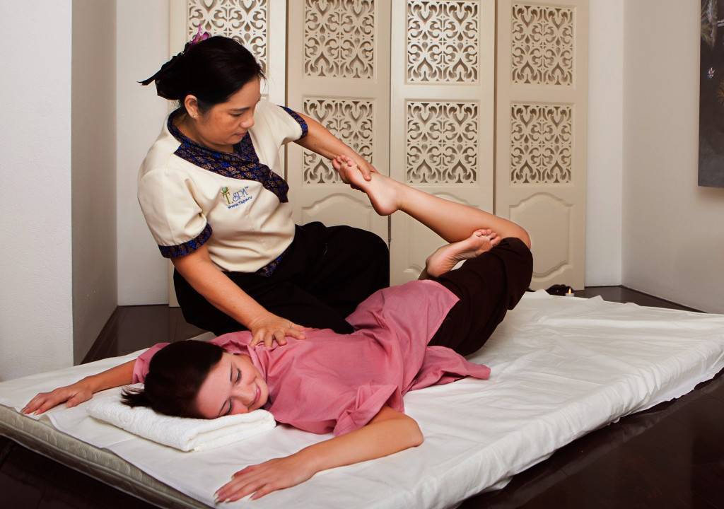 Обучение в школе тайского массажа itm чианг май, таиланд