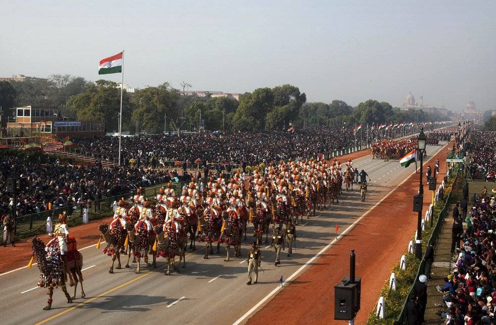 Независимость индии. Индии Republic Day. День независимости Индии 26 января. День Республики Индия. Парад в Дели.