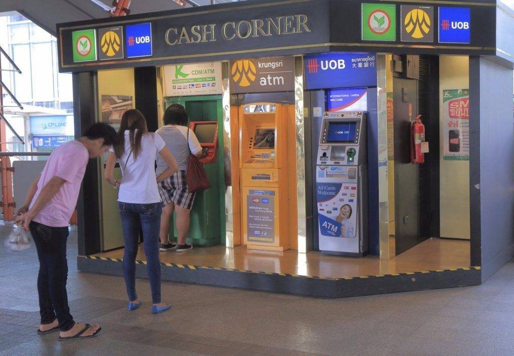 Как снимать деньги в тайланде с карты сбербанка и какая комиссия