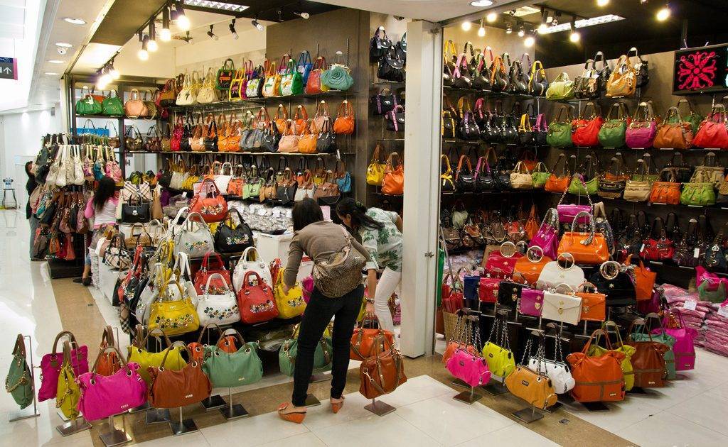 Подделки и настоящие бренды: советы по шопингу в таиланде