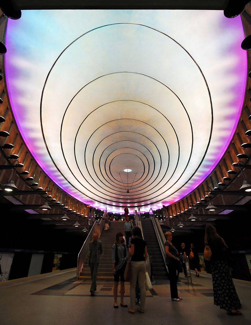 Чем покоряют воображение станции метрополитена разных стран и почему их считают произведениями искусства