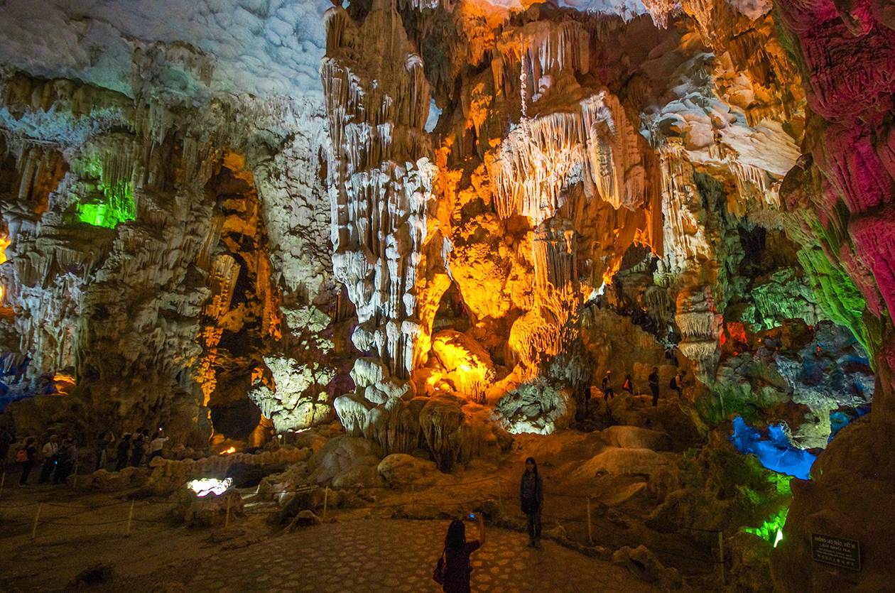 Пещера Там Тхань – значимое место для буддистов