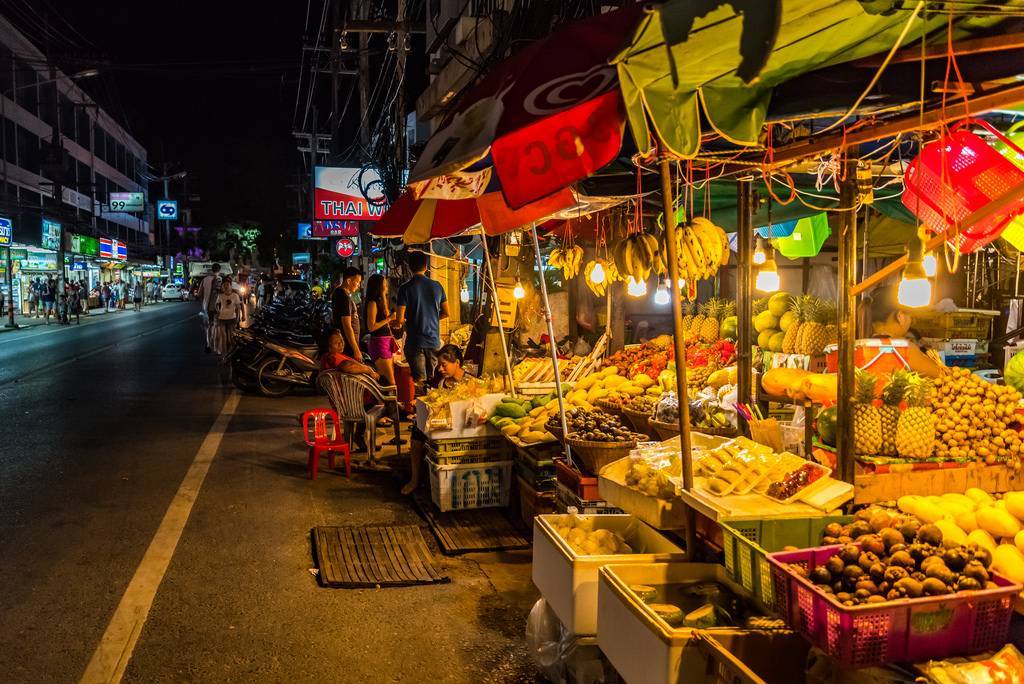 Какие ночные рынки ???? посетить в таиланде туристам ????