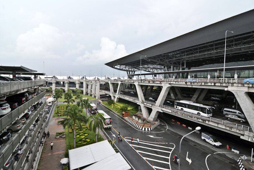 Как добраться до аэропорта суварнабхуми из бангкока?