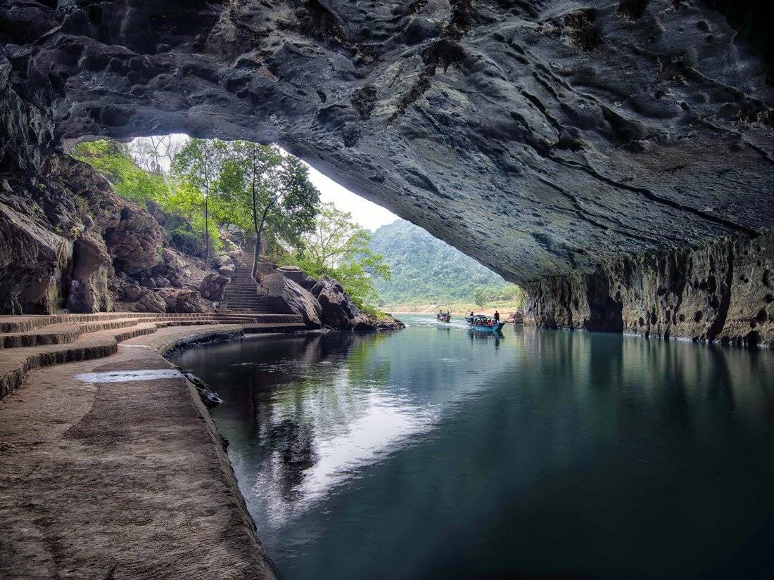 Экскурсия в пещеры абхазии