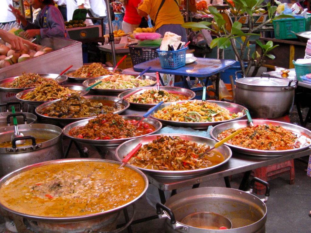 Тайские блюда - какая тайская еда популярна в тайланде? не верьте рассказам, что блюда тайской кухни...