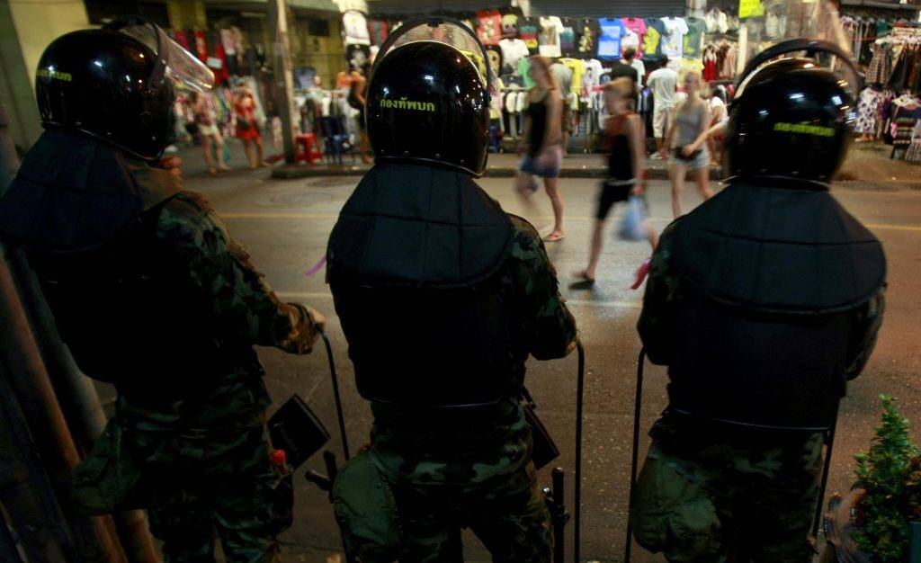 Штрафы в тайланде за езду без прав, вывоз ракушек, наркотики