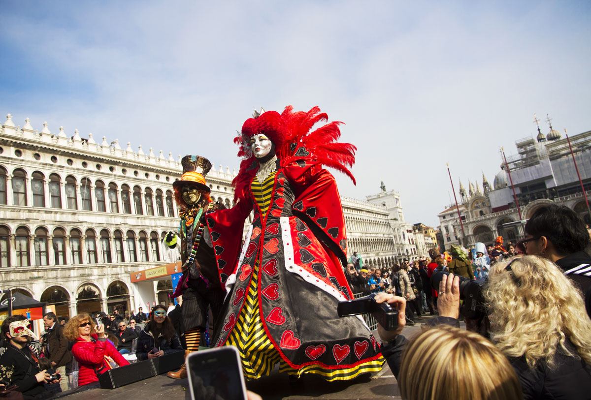 Карнавалы в Испании: история, особенности, время проведения