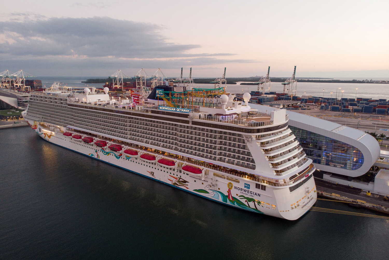 Norwegian Cruise Line может обанкротиться