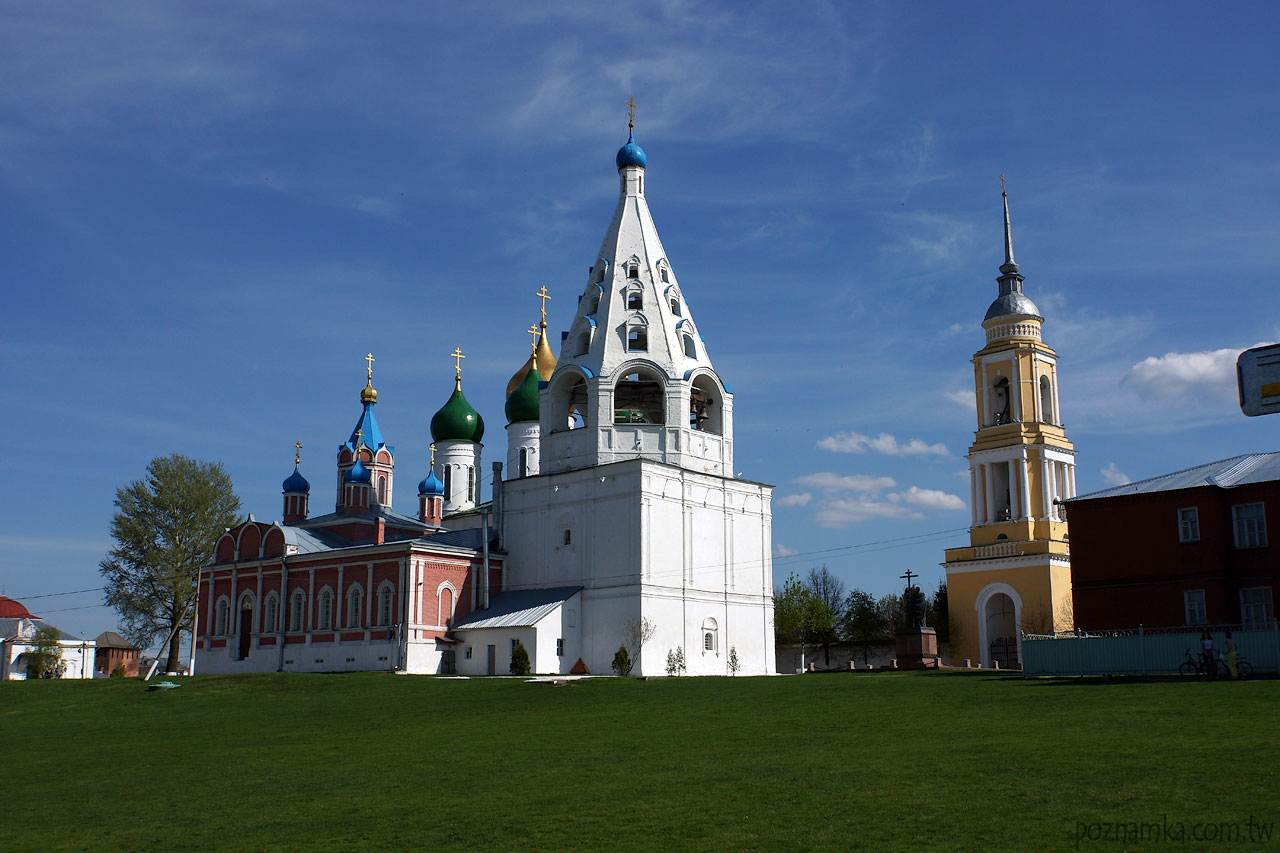 Г коломна. Коломенский Кремль достопримечательности Коломны. Коломна Соборная площадь достопримечательности. Коломенский Кремль территория. Площадь Коломны Кремль.