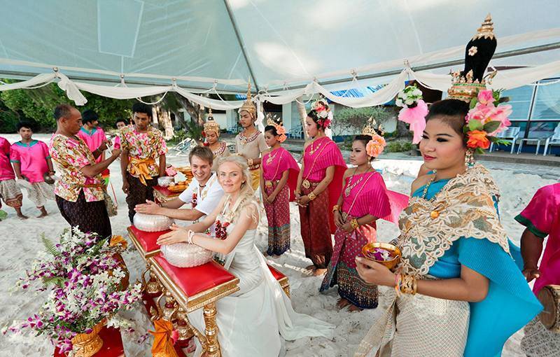 Свадебная церемония в тайланде в [2019] самостоятельно и для двоих ? – пхукет, буддийский храм & другие места, где можно провести