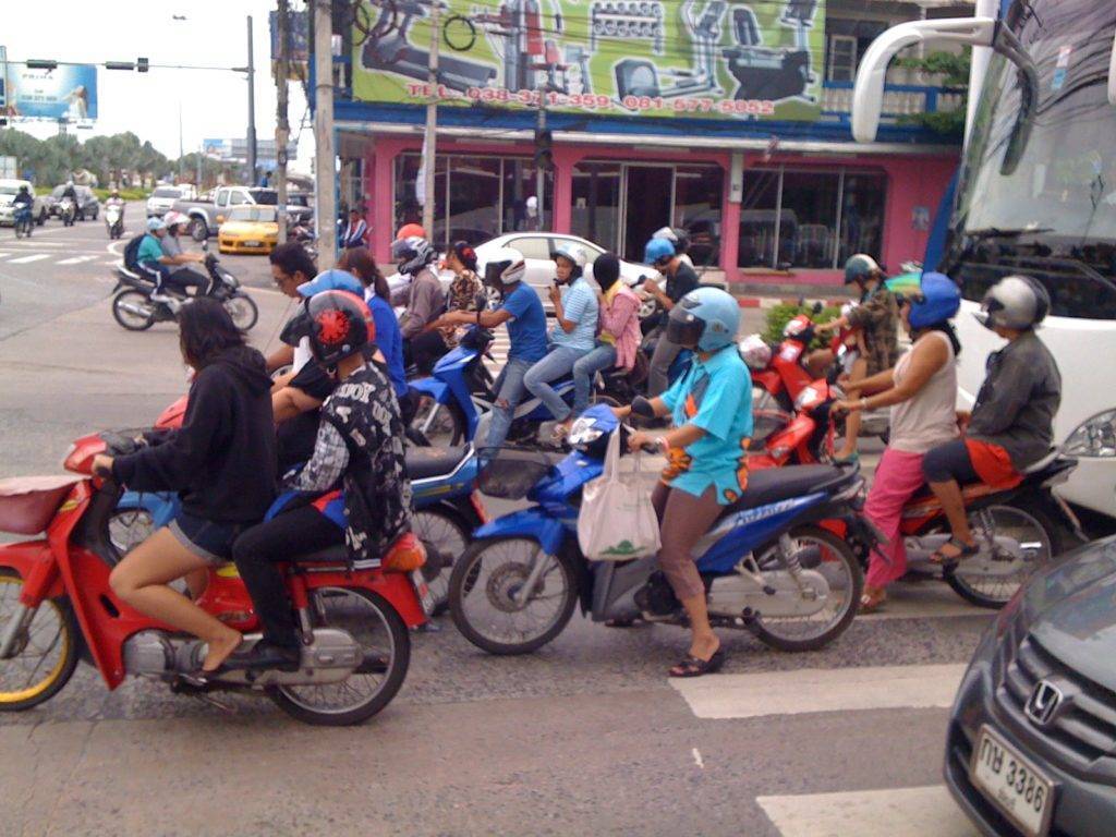Как получить водительские права в таиланде