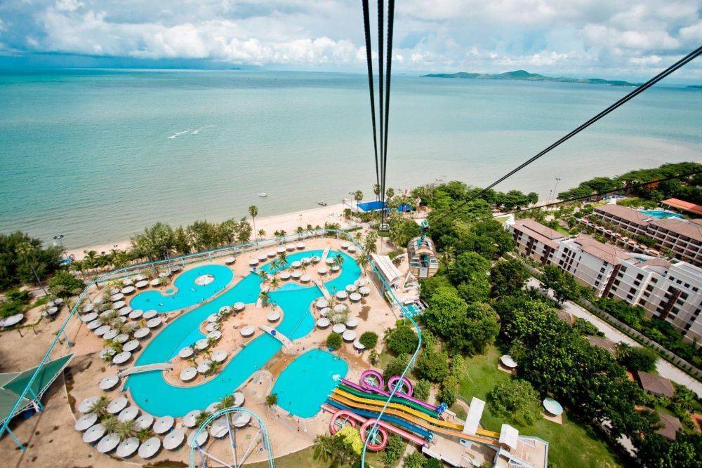 Паттайя парк — трехзвездочный отель с собственным аквапарком