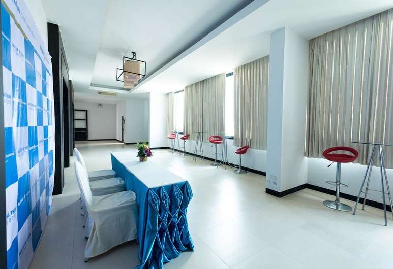 Гостиница vogue pattaya hotel в паттайе, таиланд  — кешбэк баллами на яндекс.путешествиях