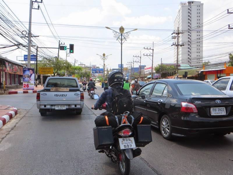 Права и дорожное движение в таиланде