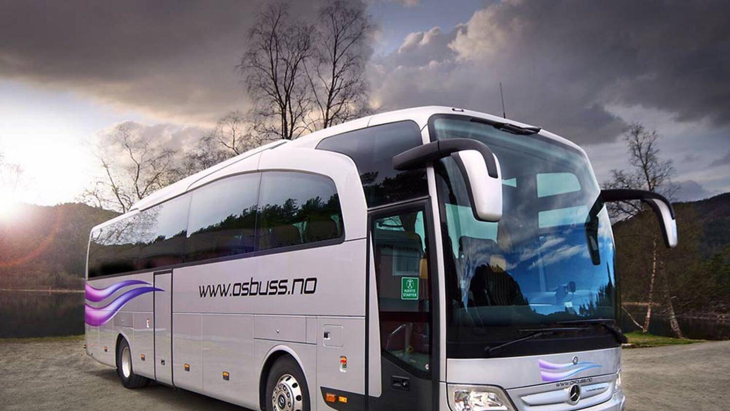 Угловое автобусы. Setra 30 мест Ungheni Chisinau autobuze. Автобусный трансфер. Трансферный автобус. Заказной туристический автобус.