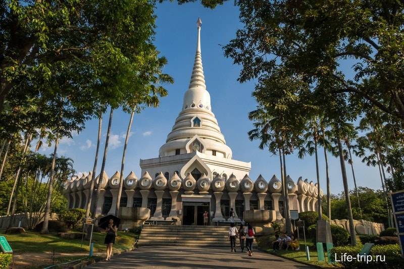 Храм ват ян, паттайя (таиланд): история, фото, как добраться, адрес
на карте и время работы в 2021 - 2022