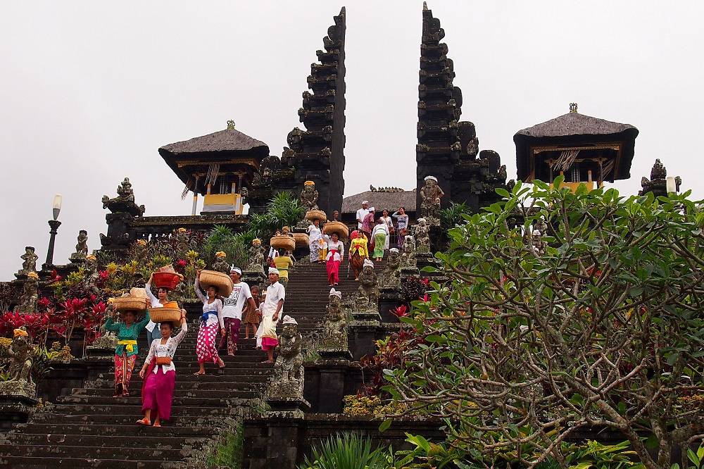 Главная святыня Бали - Пура Бесаких