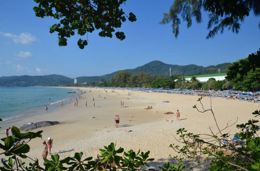 Карон бич (karon beach) - самый коварный пляж пхукета