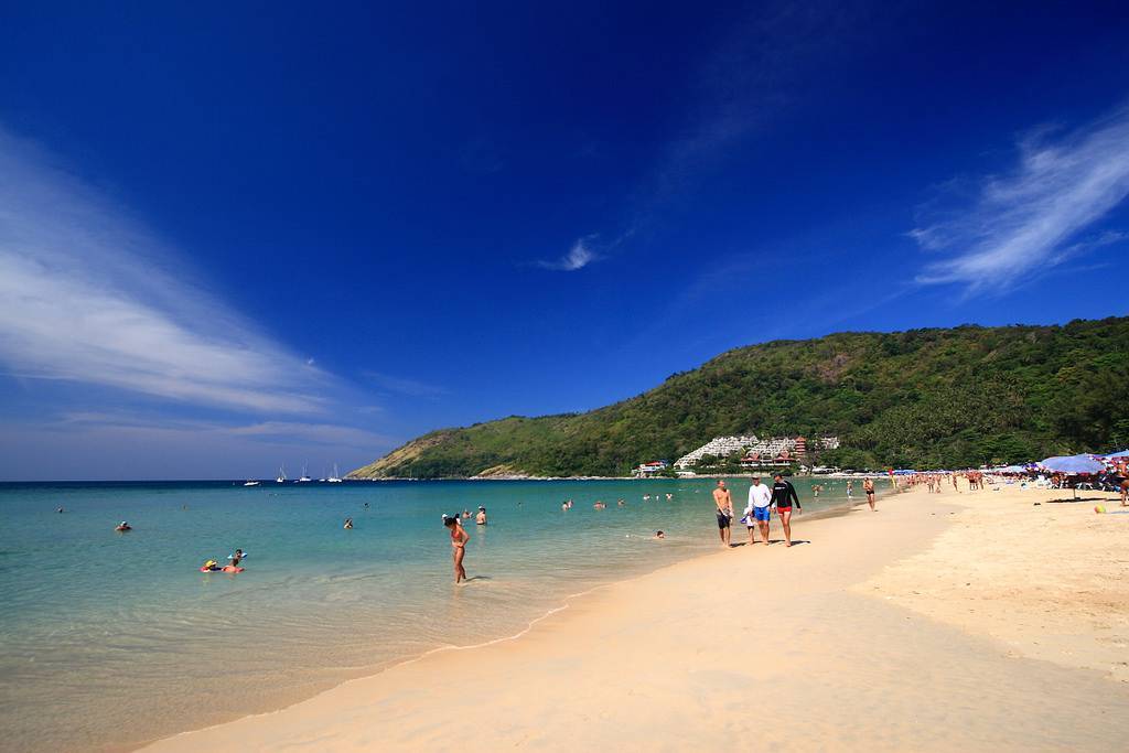 Nai harn beach condo (таиланд най-харн-бич) - booking.com
