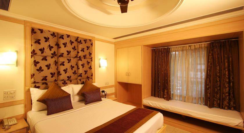 Отель hotel rama deluxe new delhi, город нью-дели, бронировать