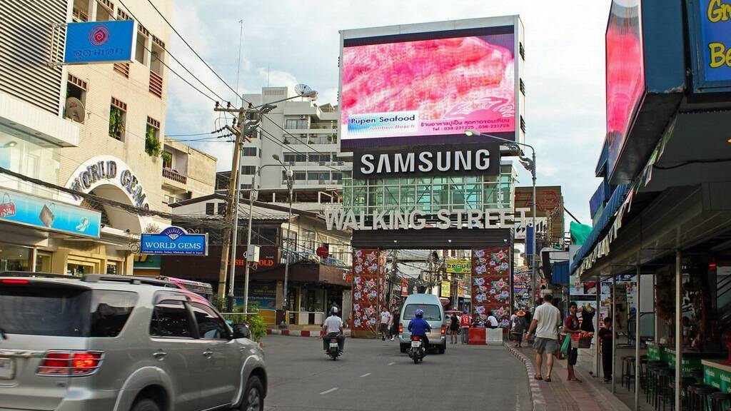 Улица волкинг стрит в паттайе (таиланд) - фото, видео, карта, отзывы