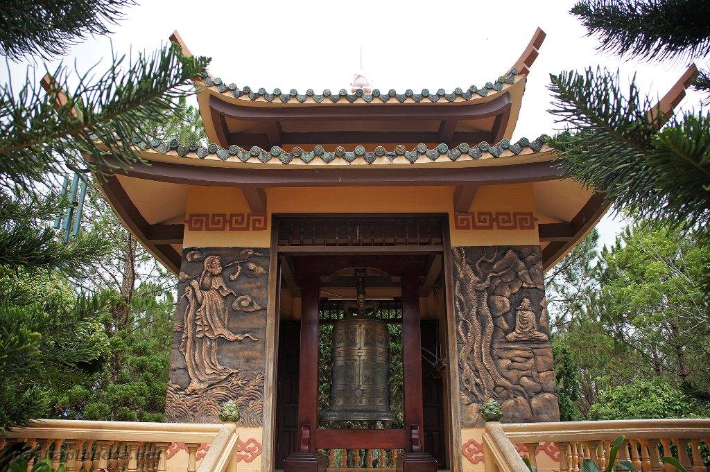 Экскурсии в далате, пагода тьен вьен чук лам (thien vien truc lam pagoda)