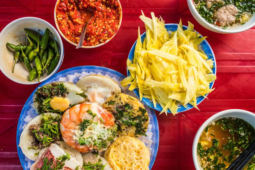 Какая еда распространена во вьетнаме?