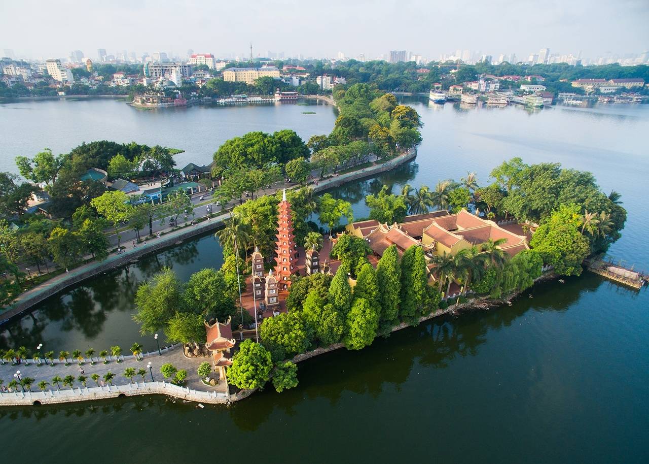 Ханой - древняя и куротная столица страны вьетнам