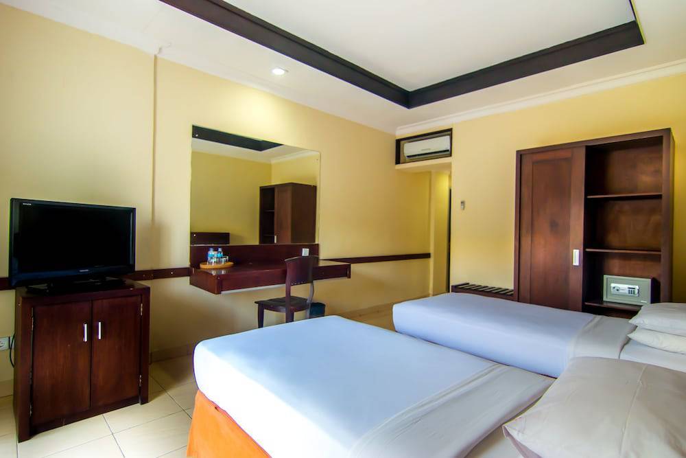 Champlung mas hotel legian - chse certified in kuta, indonesia | expedia