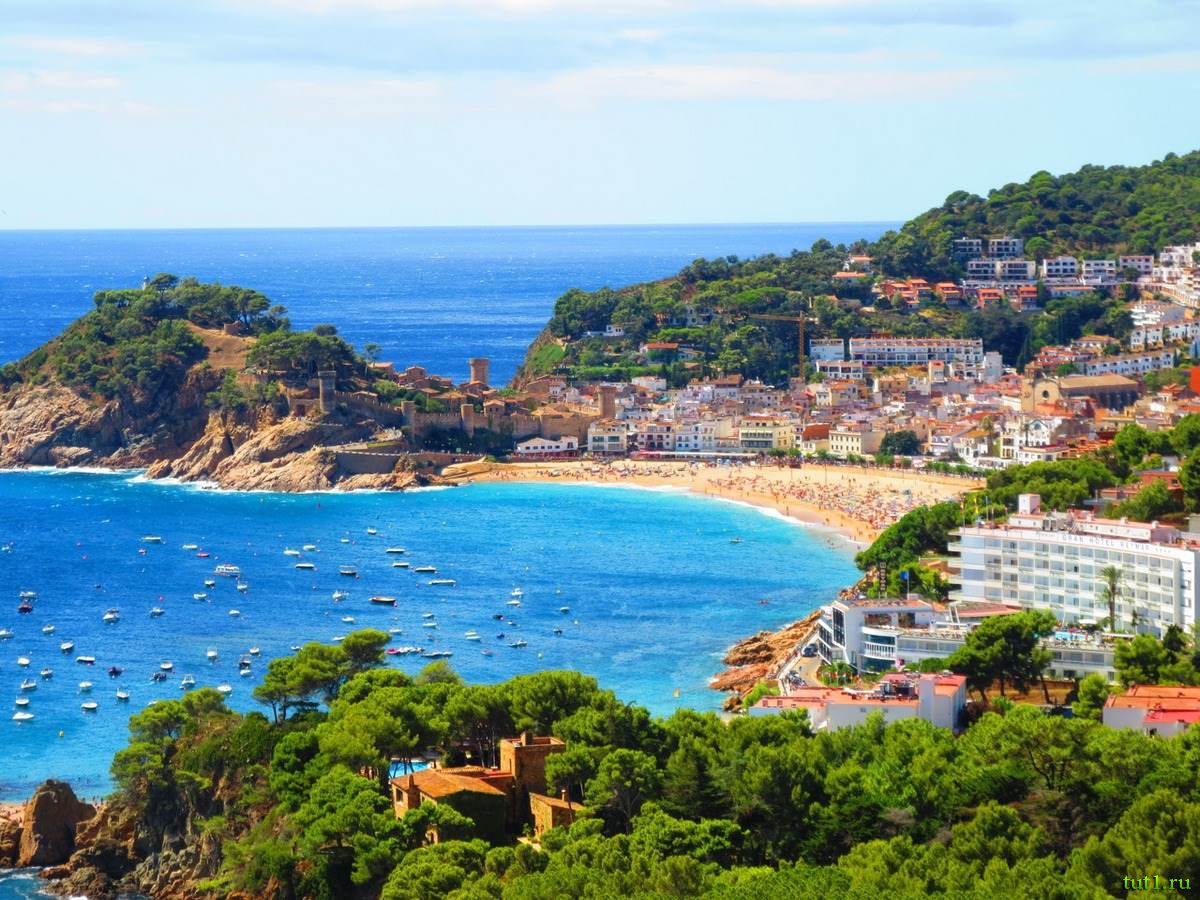 Лучшие пляжи каталонии 2023 | andalusiaguide - туристический путеводитель по испании
