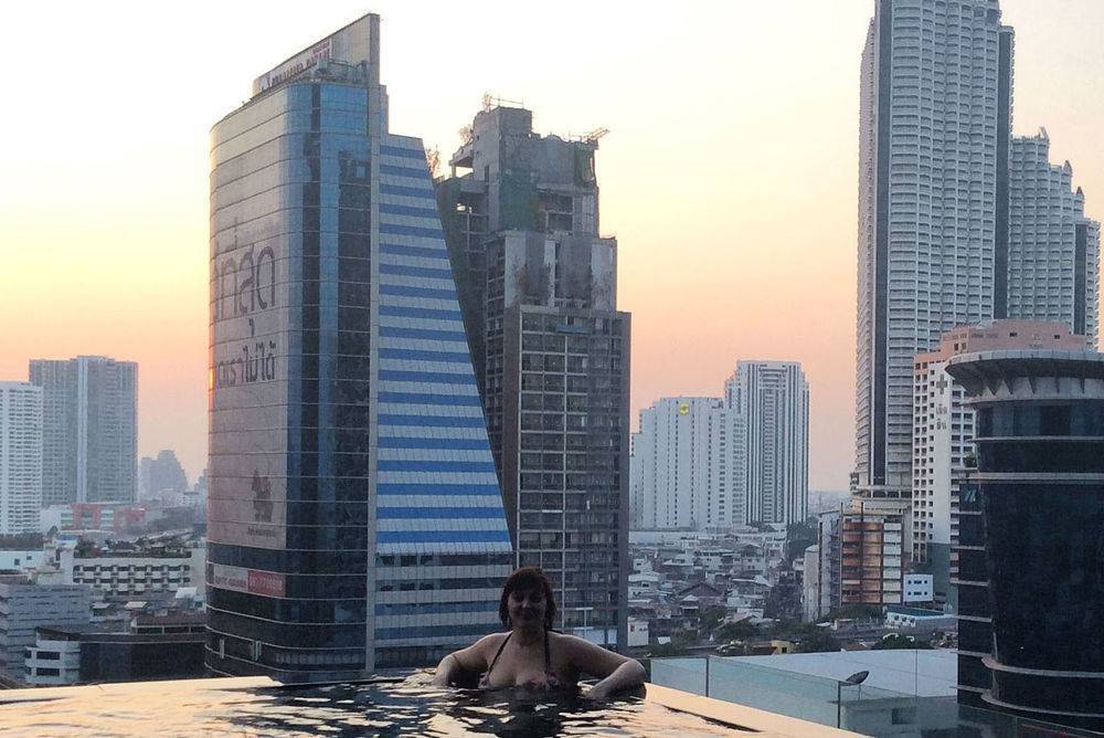 Отели с бассейном на крыше в тайланде
