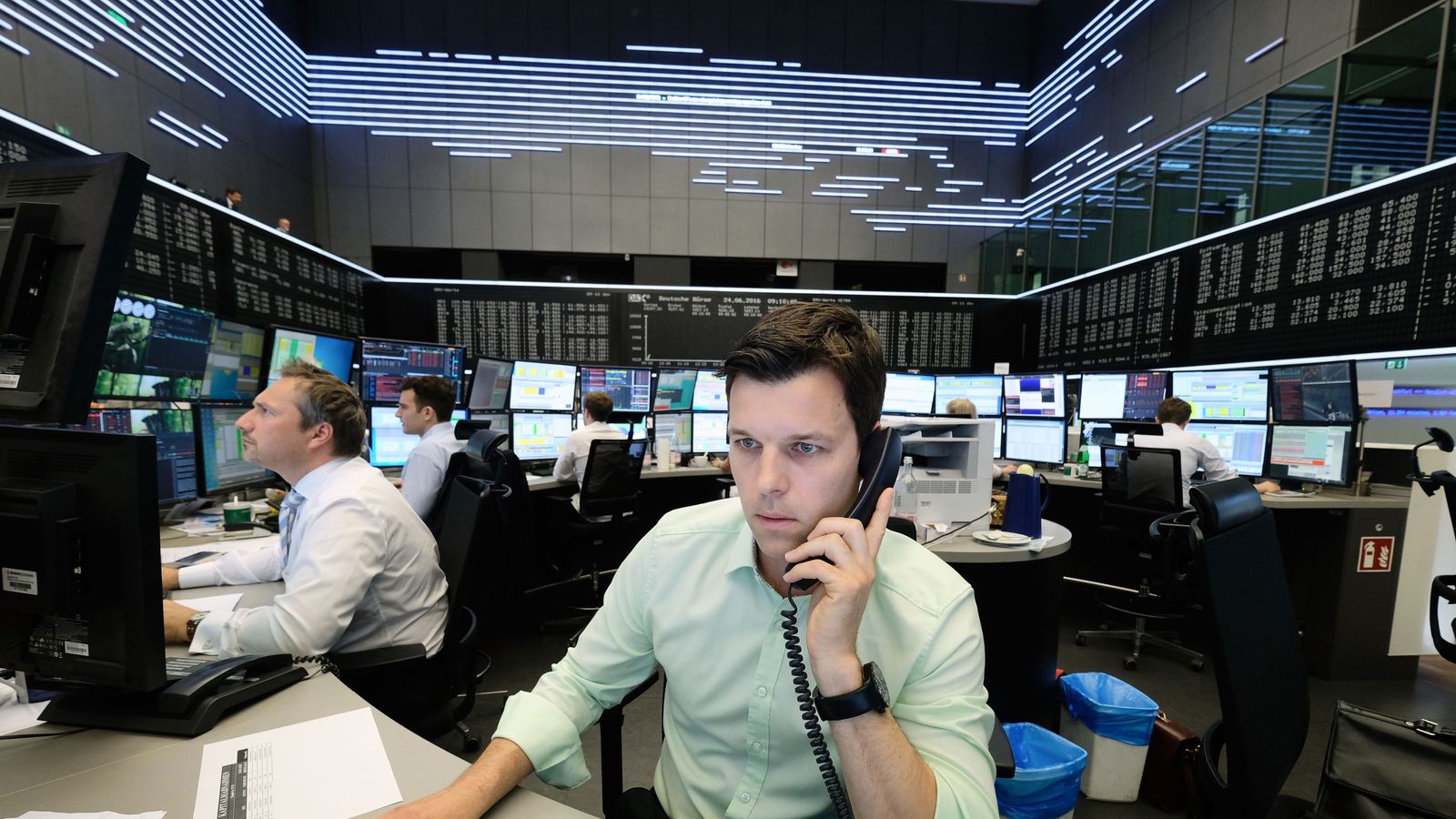 Франкфуртская биржа (börse frankfurt) – время работы, индексы и листинг